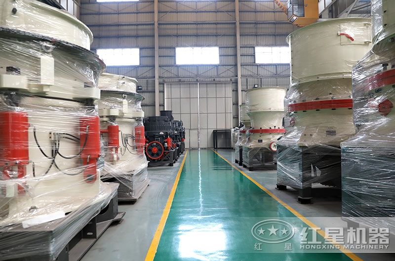 不同型號的鵝卵石圓錐破碎機 不同型號的鵝卵石圓錐破碎機