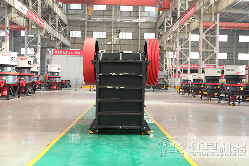 顎式破碎機(jī):粗碎型 顎式破碎機(jī):粗碎型