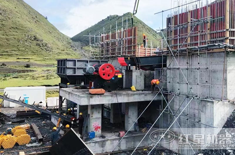 石油焦破碎現場圖片 石油焦破碎現場圖片