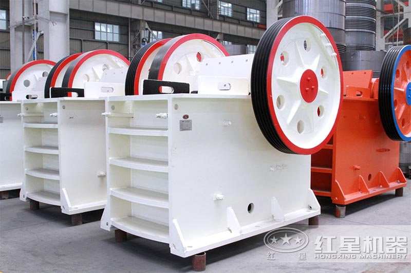 小型顎式破碎機是石料破碎機中粗碎機 小型顎式破碎機是石料破碎機中粗碎機